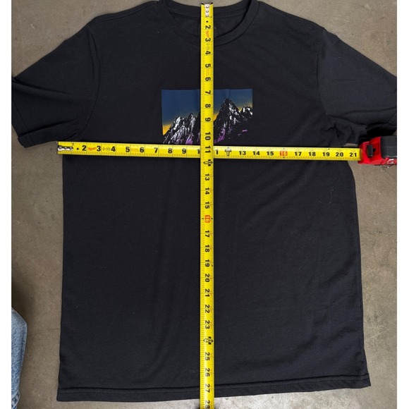 Oakley Hydrolix Mens Black Mountain Graphic Performance T-Shirt Size Medium - Picture 5 of 9
